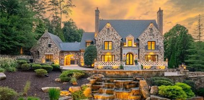 4370 Paran Nw Place, Atlanta