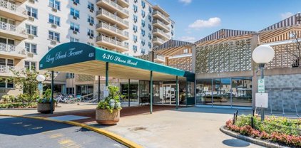430 Shore Road Unit #2M, Long Beach