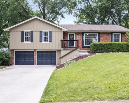 421 Pershing Avenue, Liberty