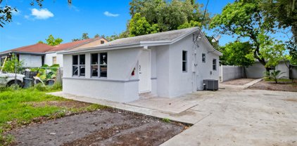 2919 Nw 30th St, Miami