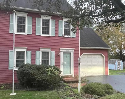 1661 Chadwick Cir, Lancaster