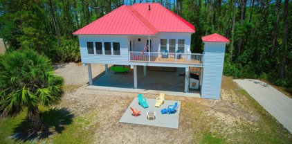 889 W Pine Ave, St. George Island