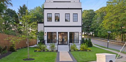 1140 Standard Drive NE, Brookhaven