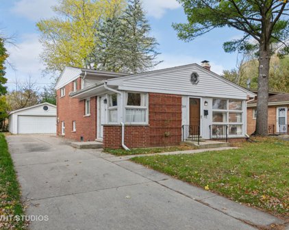 205 Kenloch Avenue, Libertyville
