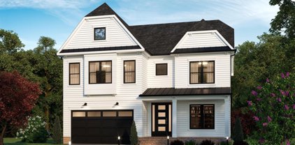 111 E Jefferson St, Falls Church