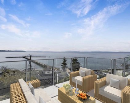 15061 Victoria Avenue, White Rock