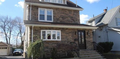 208 Valley Brook Ave, Lyndhurst Twp.