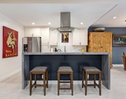 622 S Barrington Ave Unit 206, Los Angeles image