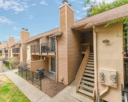 12434 Ambaum Boulevard SW Unit #208, Burien