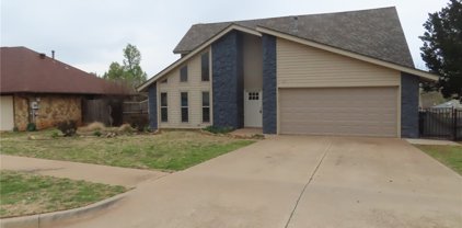 408 S Country Side Trail, Edmond