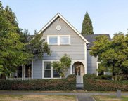 413 Fourth Street, New Westminster image