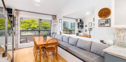 1363 Clyde Avenue Unit 407, West Vancouver
