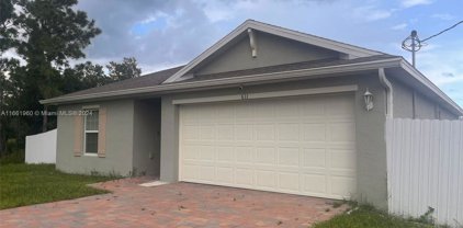 611 Woodcrest Dr, Lehigh Acres