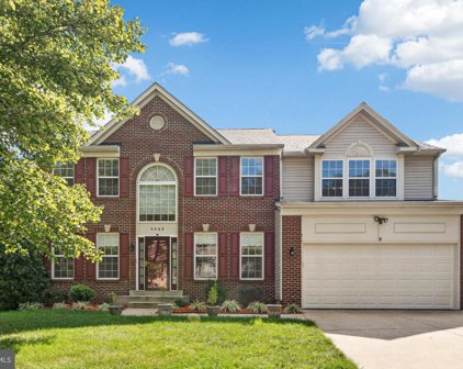8009 Race Horse Ln, Bowie
