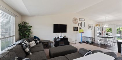 725 Shadow Ln, Fernley
