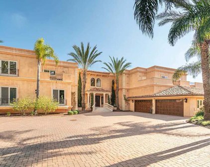 6437  Meadows Ct, Malibu