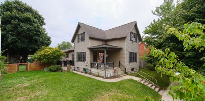 11 Magill Street, Manistee
