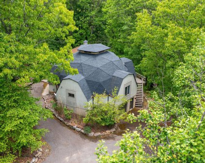 68 Little House  Ln, Lexington