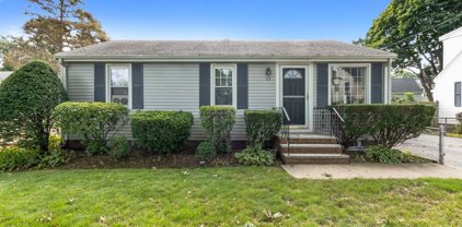 12 Arnold Rd, Peabody