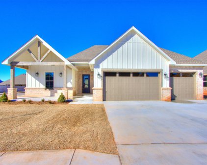 5613 Copper Stone Court, Mustang