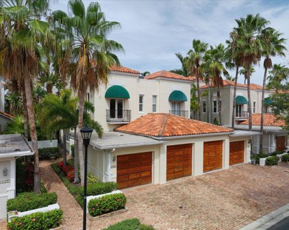 1135 Abbeys Way, Tampa
