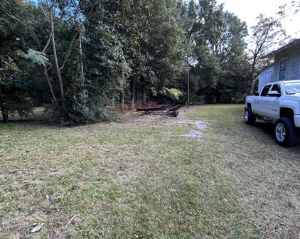 1921 Calvert Street, North Charleston
