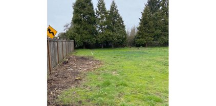 Honeysuckle LN Unit #2, Eugene