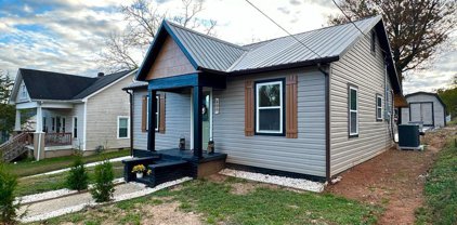 408 Spruce Sw Street, Lenoir