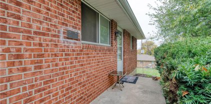 106-108 S High Street, Sugar Creek