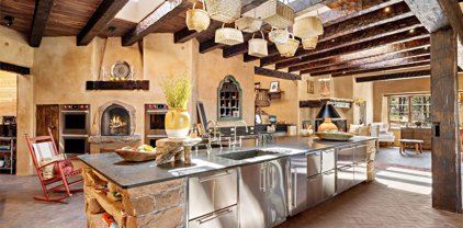 196 Overlook Road, Santa Fe