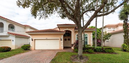 1850 Nw 72nd Way, Pembroke Pines