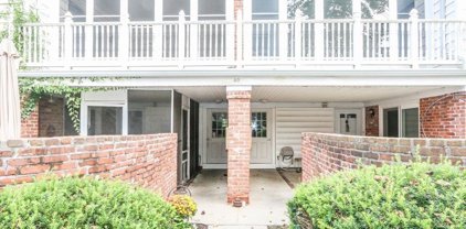 40 Halifax Court Unit H, Springfield