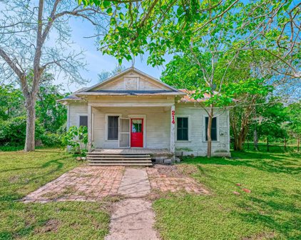214 R L Butler Street, Magnolia