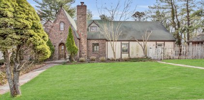 2580 Crestview Road, Manasquan