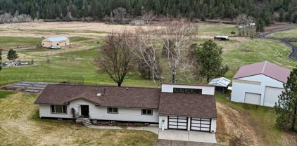8308 N Campbell Rd, Otis Orchards