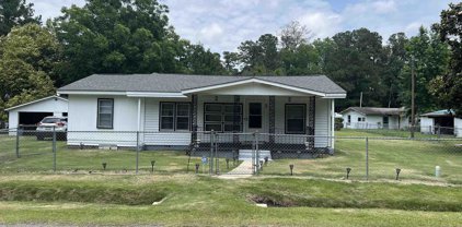 64 Donnelly St., Hemingway