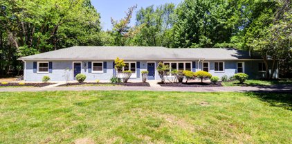 14 Willow Lane, Marlboro