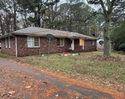 3956 Burns Nw Road, Lilburn image