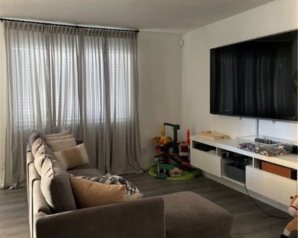2915 Cedar Avenue Unit 1C, Las Vegas