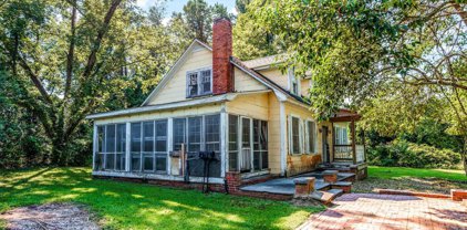 2708 Main St., Loris