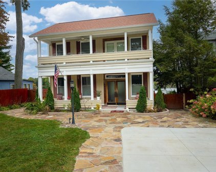 4411 Point Comfort Drive, New Franklin