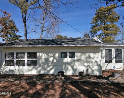 716 Pensacola Road, Forked River