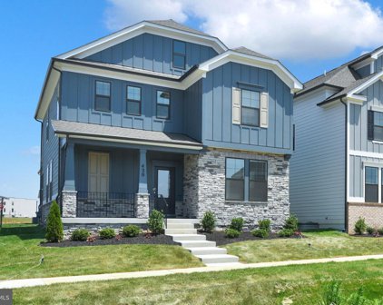 404 Constellation Ln, Frederick