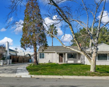 20697 Scofield DR, Cupertino