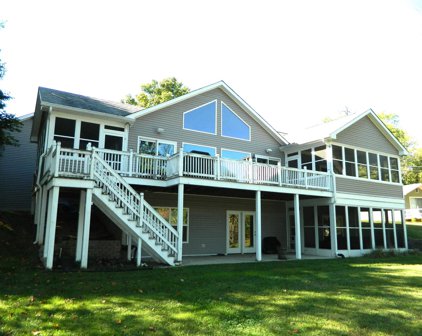8100 Lakewood Drive, Unionville