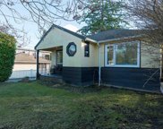 15620 Russell Avenue, White Rock image