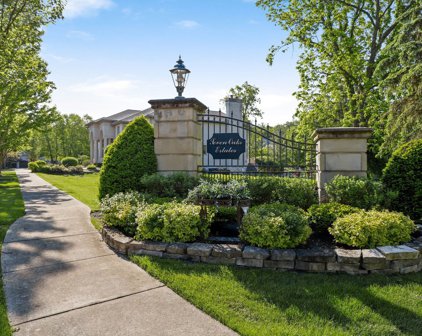 102 Carmela Court, Bloomingdale