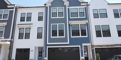 25430 Hartland Orchard Ter, Chantilly