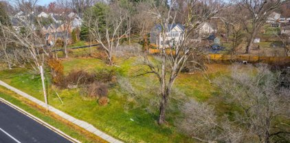 10216 Maxine St, Ellicott City