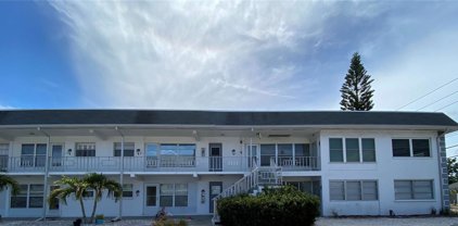 1221 Drew Street Unit B11, Clearwater